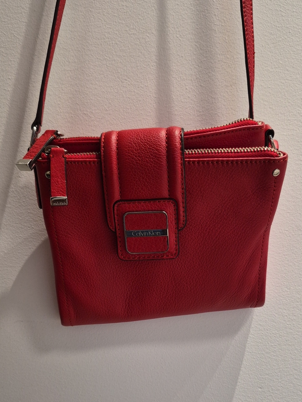 Calvin Klein Vibrant Red Leather Crossbody Shoulder Bag
